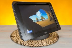 Thiết bị quản lý phòng họp Logitech Smardock