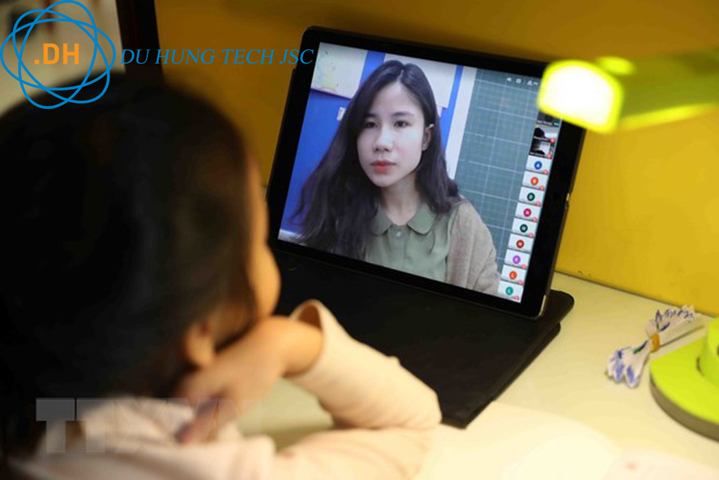 Thầy cô có thể truyền đạt tốt hơn cho học sinh qua zoom meeting