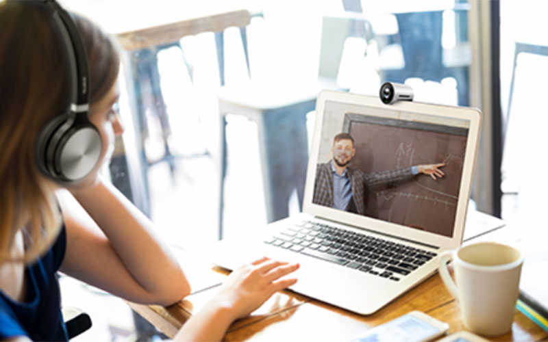 Yealink UVC30 camera chuyên dụng cho các cuộc họp cá nhân