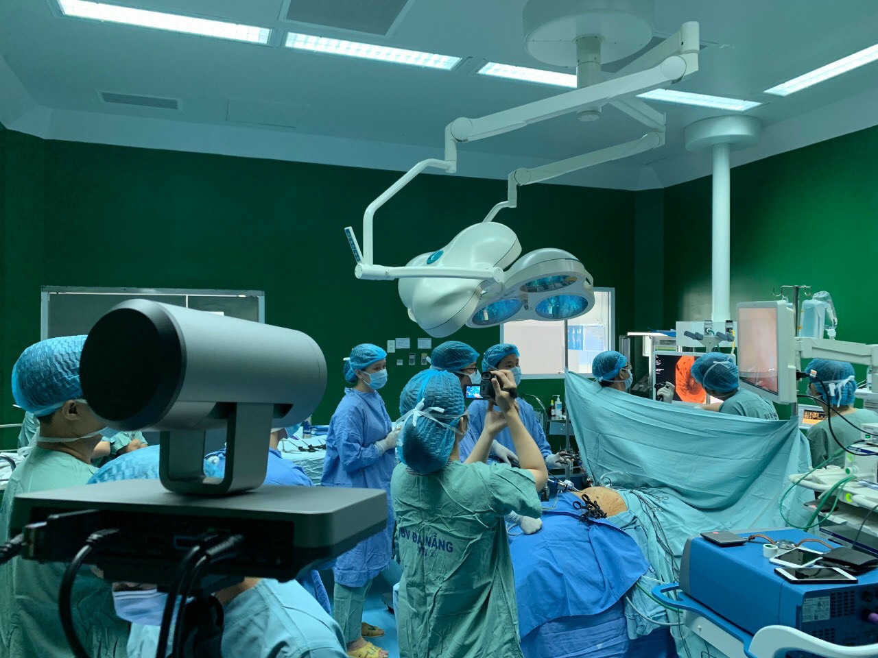 thiết bị họp trực tuyến cho y tế