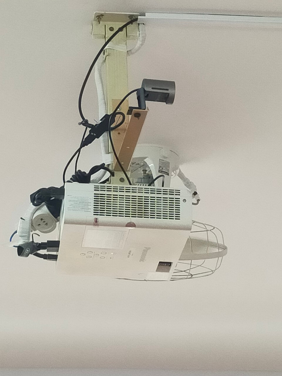 Giải pháp dạy học mùa dịch: Lớp học '2 trong 1'