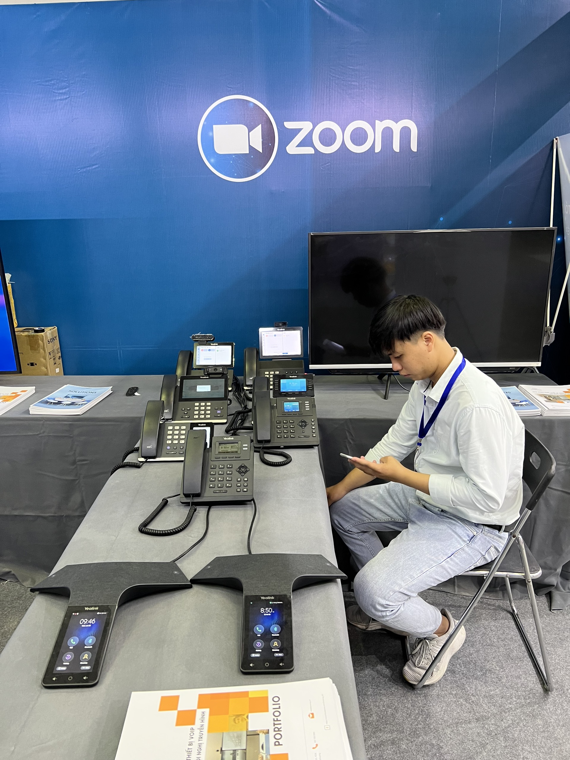 GIAN HÀNG DU HƯNG GROUP TẠI TRIỂN LÃM VIỆT NAM ICTCOMM 2022