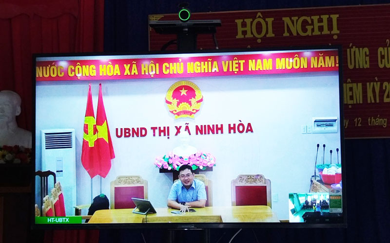 Hệ thống hội nghị trực tuyến cho UBND thị xã Ninh Hòa, tỉnh Khánh Hòa