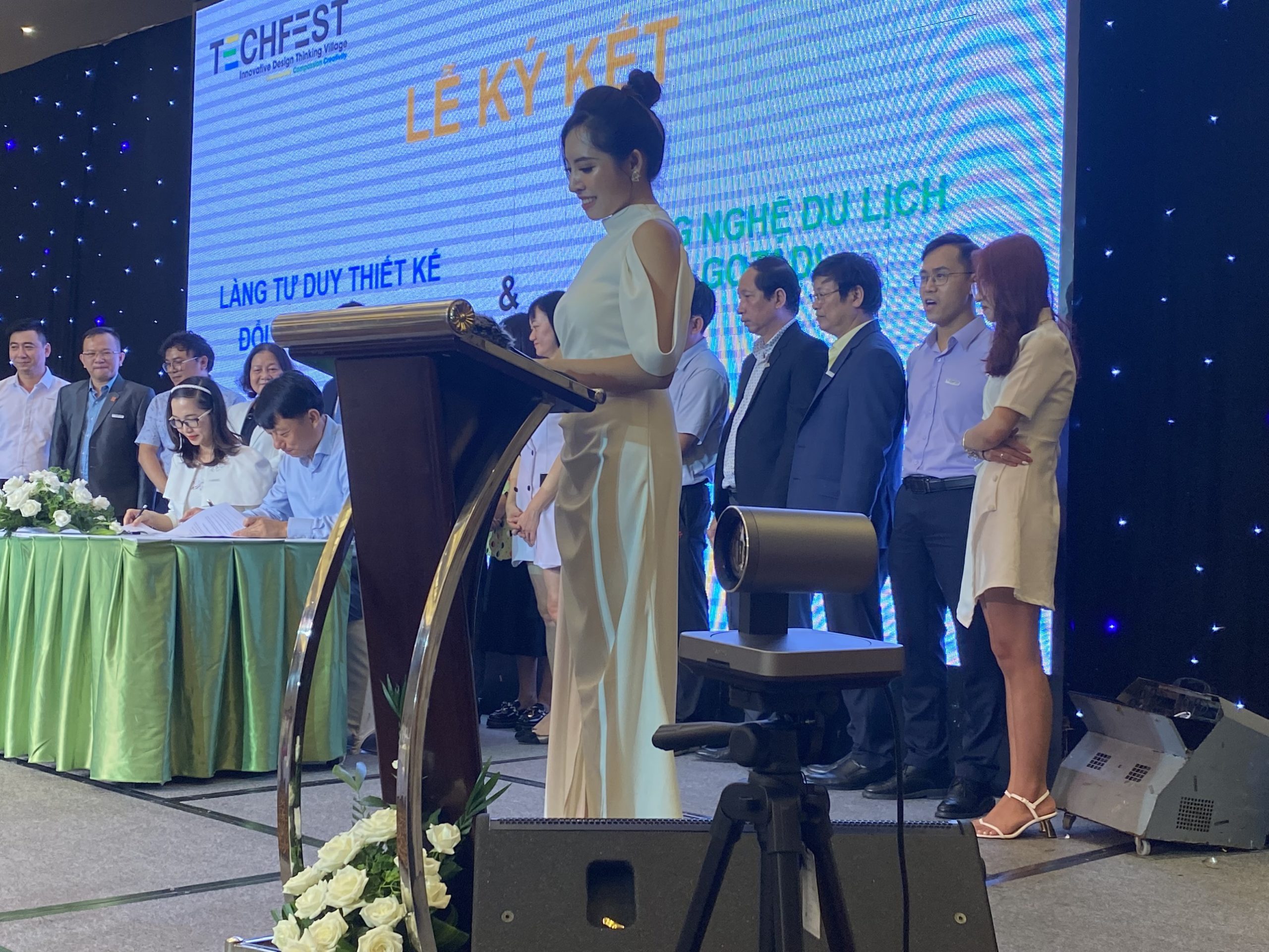 YEALINK - TÀI TRỢ THIẾT BỊ HỘI NGHỊ TRUYỀN HÌNH CHO TECHFEST 2022