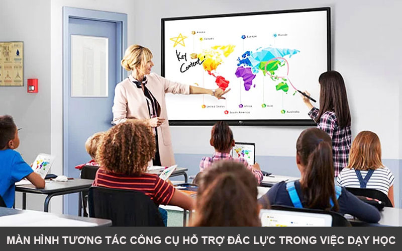 Màn hình tương tác công cụ hỗ trợ đắc lực trong việc dạy học