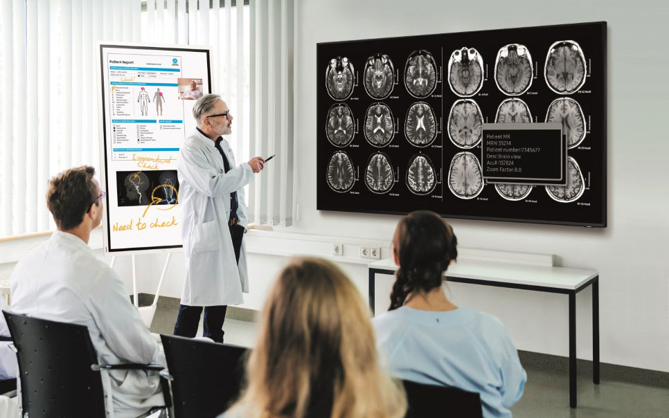 Màn hình tương tác MeetingBoard và những ứng dụng trong y tế