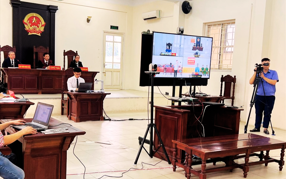 Cho thuê thiết bị cho giải pháp xét xử trực tuyến