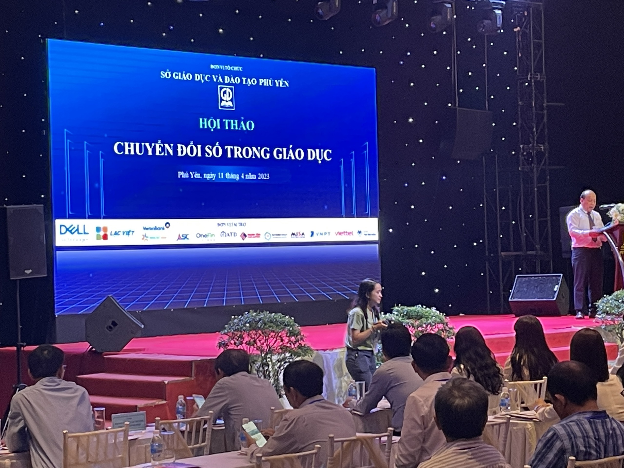 HỘI THẢO CHUYỂN ĐỔI SỐ TRONG GIÁO DỤC TẠI PHÚ YÊN