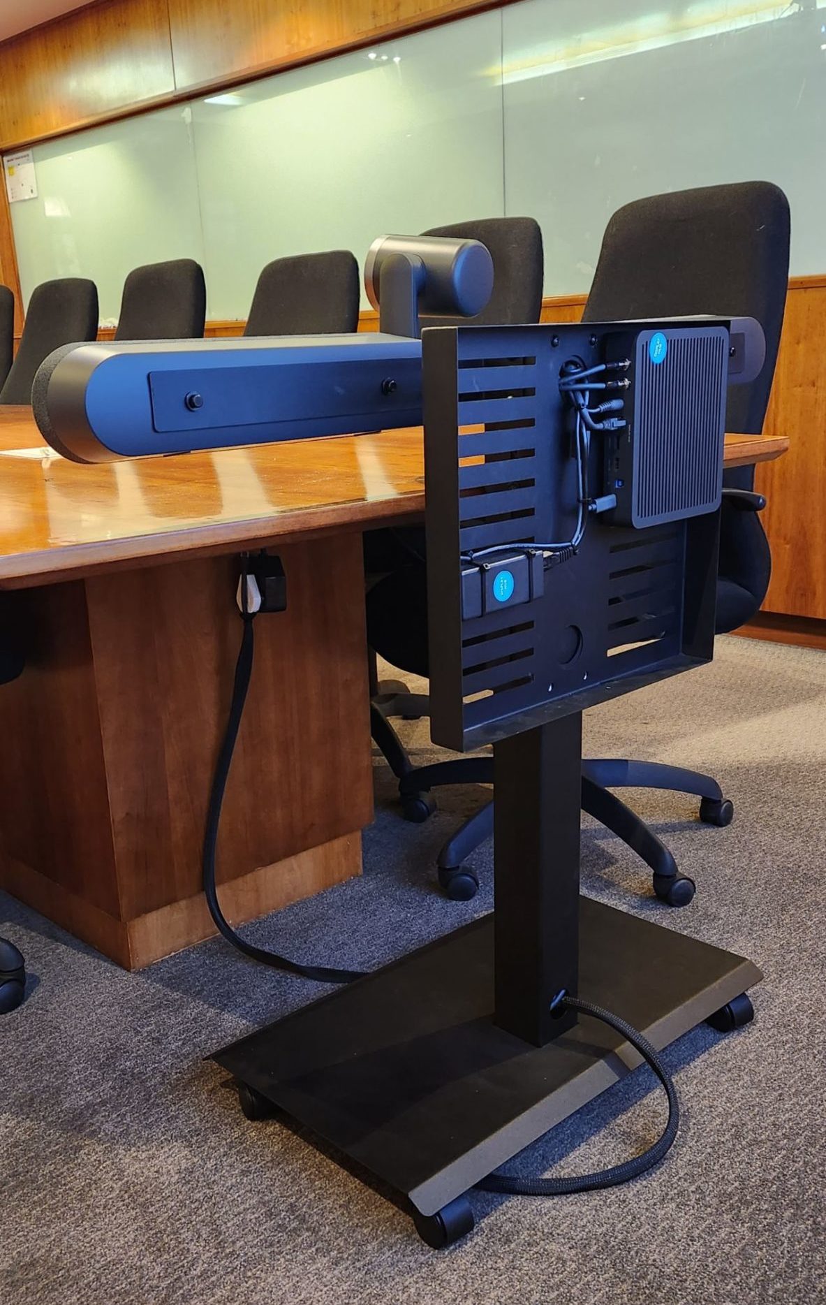 Cung cấp giải pháp hội nghị truyền hình cho doanh nghiệp