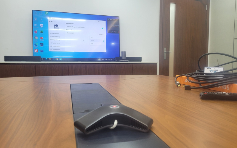 Hệ thống hội nghị trực tuyến cho công ty dược phẩm Eco Plus