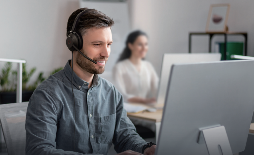 Tai nghe USB Yealink UH35 mới với micro kép thiết kế siêu nhẹ