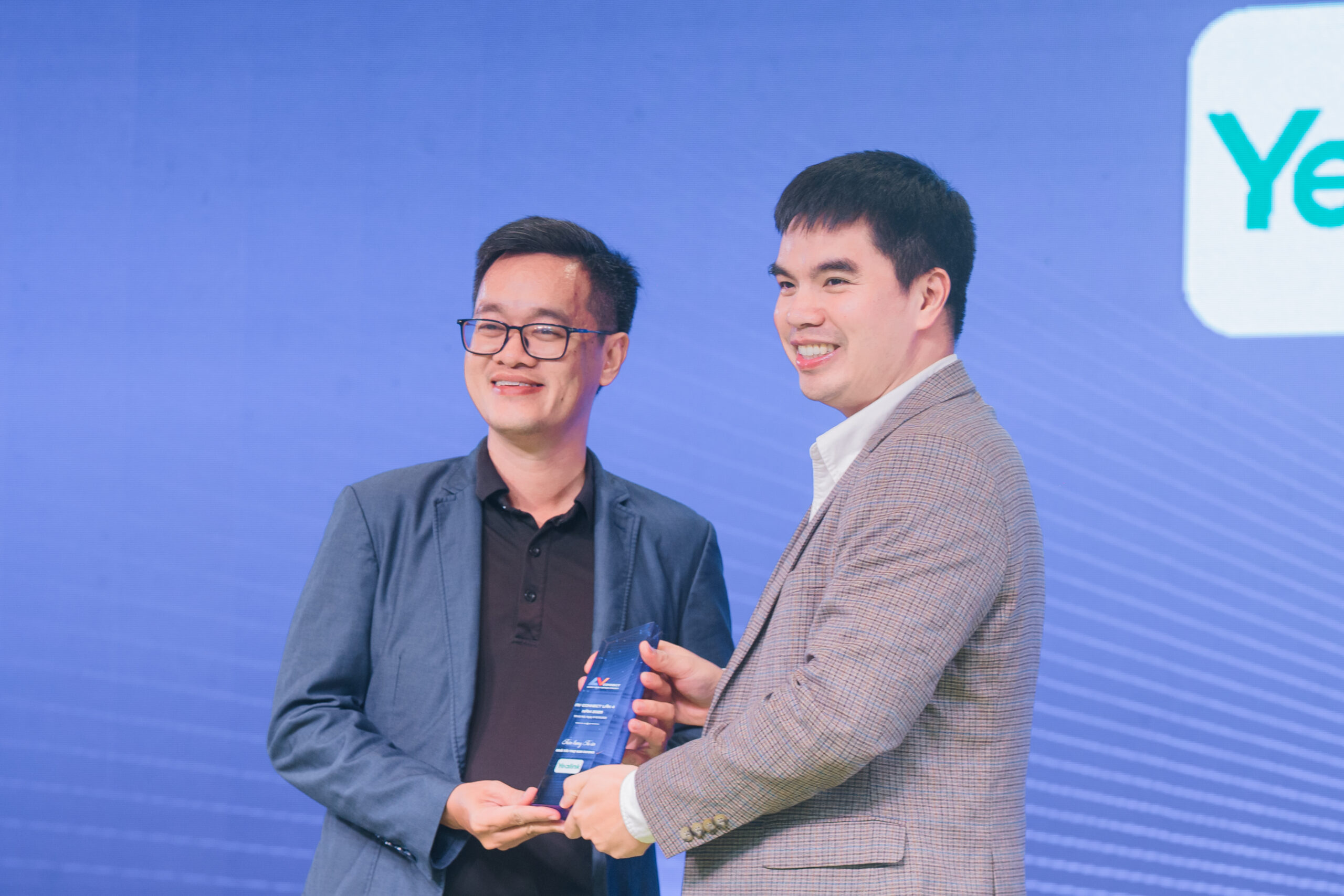 Trân Trọng Cảm Ơn Nhà Tài Trợ Kim Cương - YEALINK -4